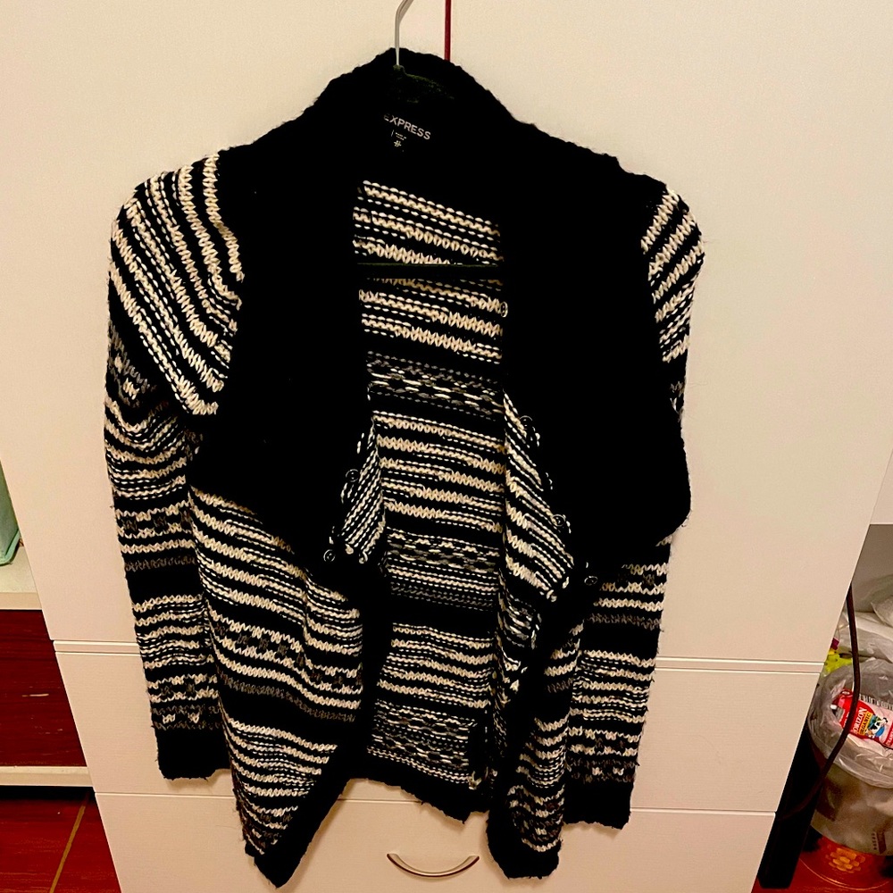 Cardigan sweater